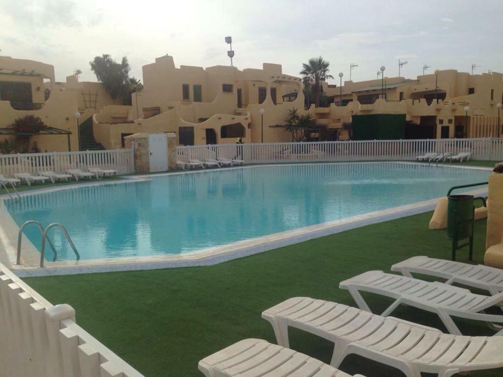 Apartamento Con Jacuzzi Vistas A La Piscina Costa Calma Exterior photo