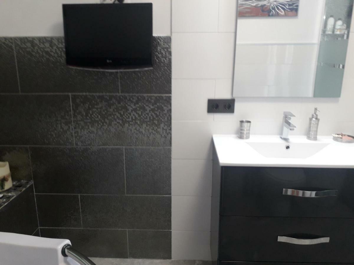 Apartamento Con Jacuzzi Vistas A La Piscina Costa Calma Exterior photo